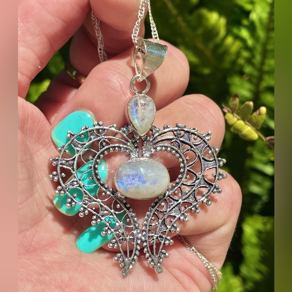 😵 Rainbow Moonstone Ornate Art Deco Heart Pendant necklace 925 Sterling Silver